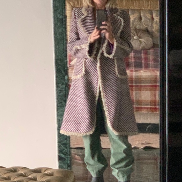 Coat - Picture 2 of 10